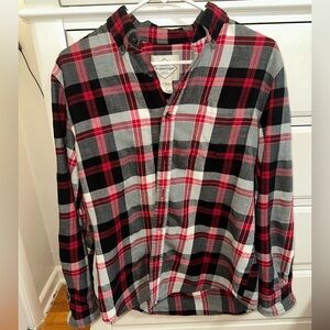 St. John's Bay Red Black Gray Plaid Button-Down Shirt
